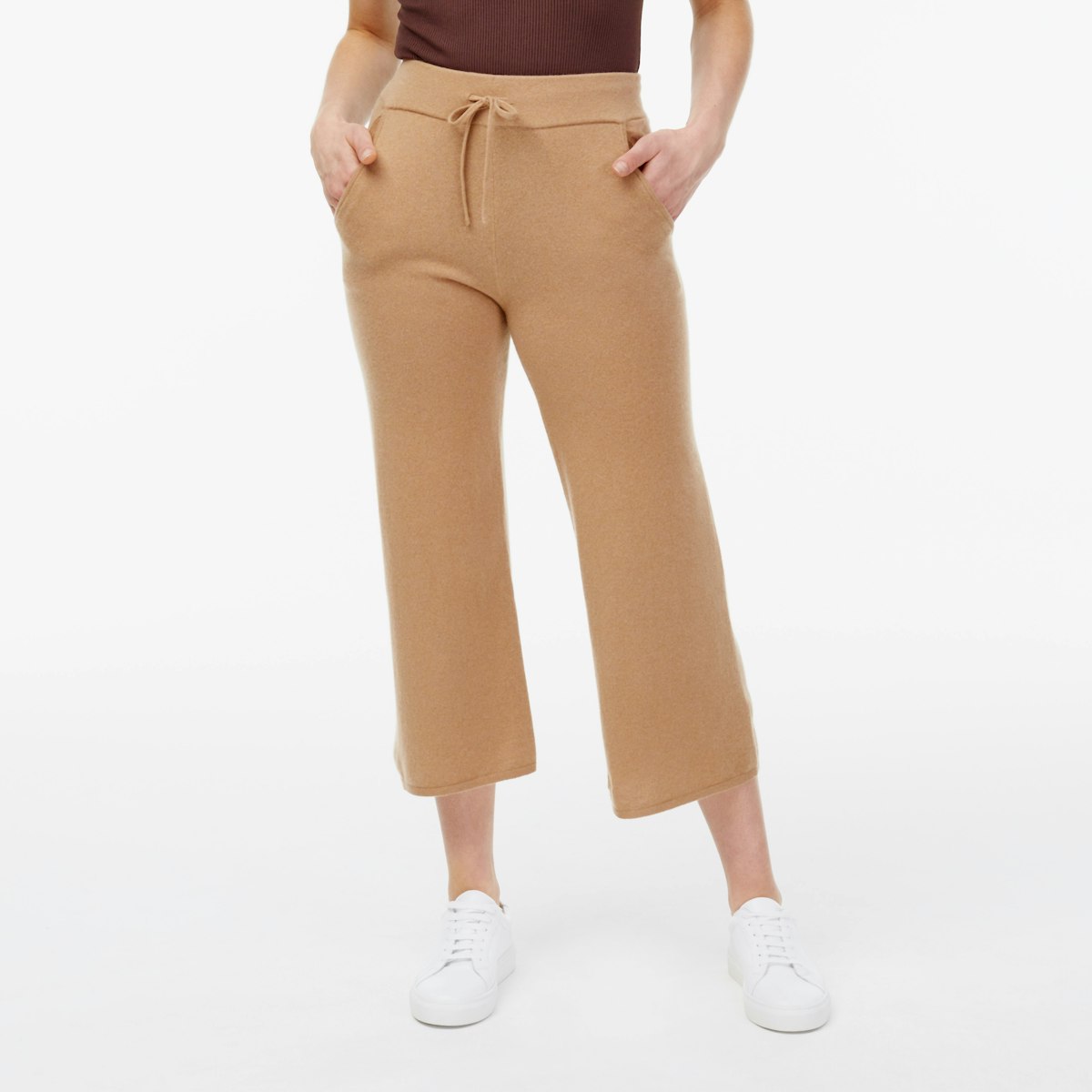 Recycled_Cashmere_LoungePant_Camel_Womens_OnFigure_1x1_1862.jpg