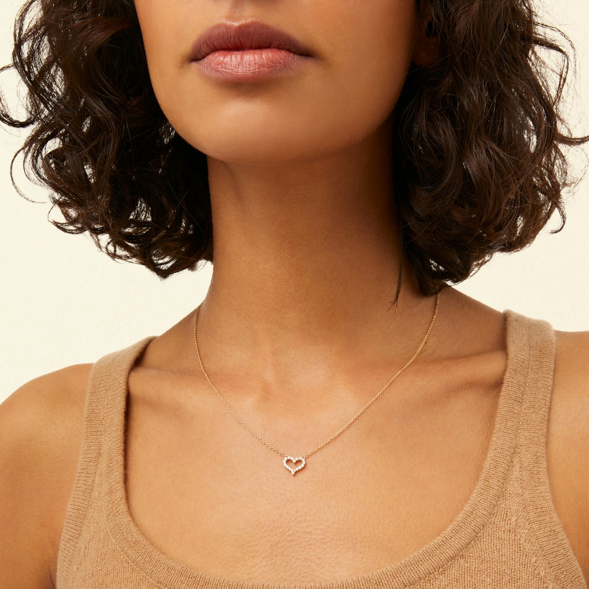 Swoon Diamond Heart Necklace_Yellow Gold_Jewelry_On-Figure_1x1_0197.jpg